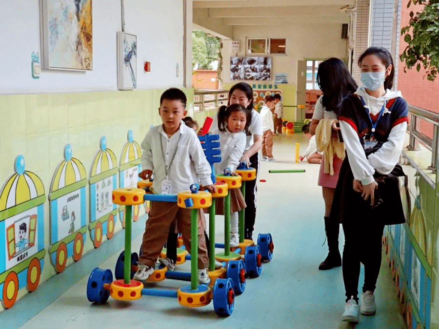 范家园茶叶示范场新任领导团队引领茶园革新篇章